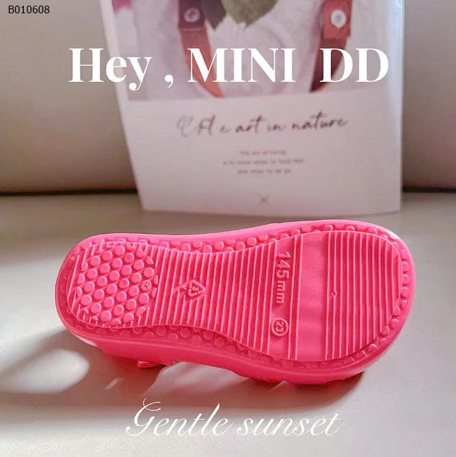 DÉP NHỰA CHO BÉ GÁI HÃNG MINI DD - sỉ 240k