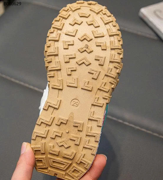 giày thể thao cho bé yêu -sỉ 130k