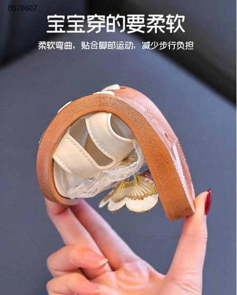 DÉP LÊ CHO BÉ GÁI ĐÍNH KIM TUYẾN HÌNH BƯỚM -sỉ 73k