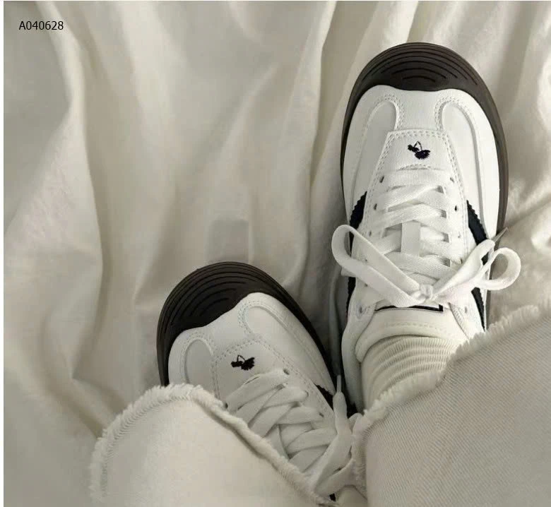 GIÀY SNEAKER SIÊU XINH – MẪU MỚI HOT NHẤT 2025  - sỉ 100k