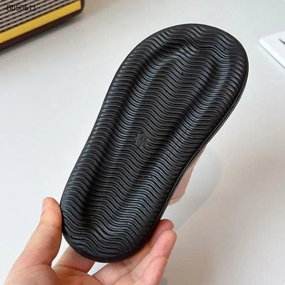 DÉP LÊ 2 QUAI BÉ GÁI - sỉ sz 26-30: 148k  sz 31-36: 157k 