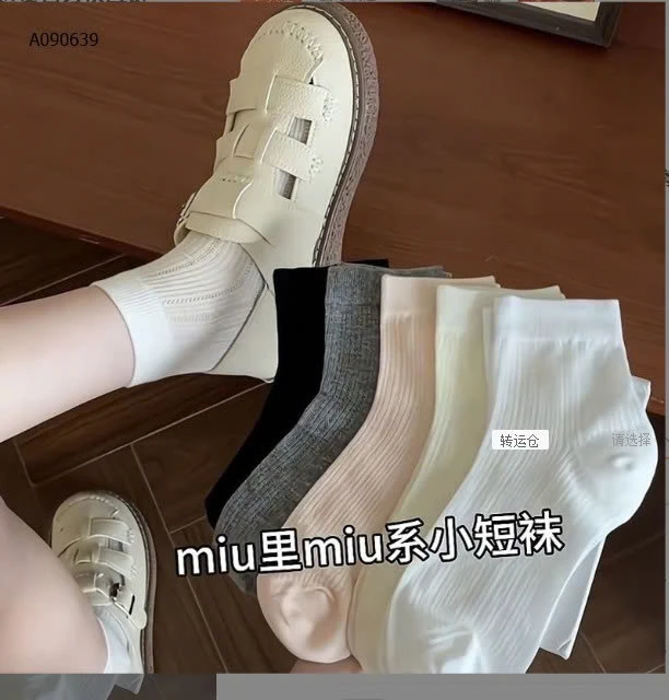 Tất trending năm nay - Sỉ 70k/ set 10 đôi( màu ngẫu nhiên)