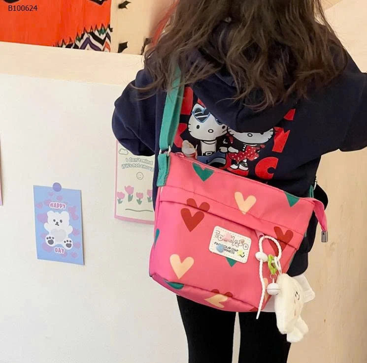 TÚI XÔ ĐEO CHÉO HỌA TIẾT BG- sỉ 110k