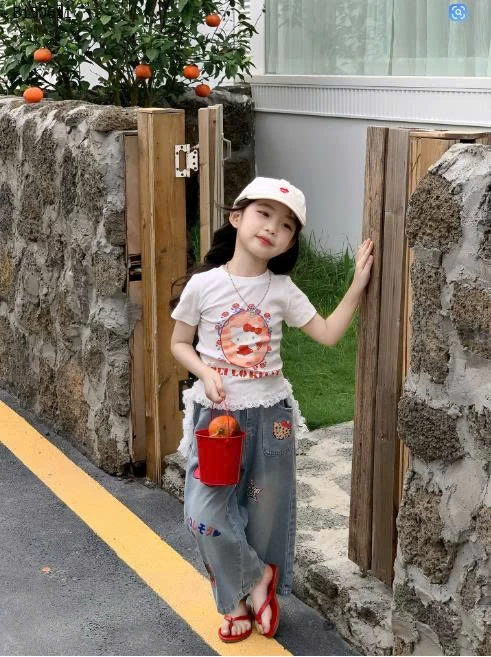 SET ÁO THUN KITTY MIX QUẦN JEAN HOẠT HÌNH BG-sỉ áo: 123k  quần: 177k 