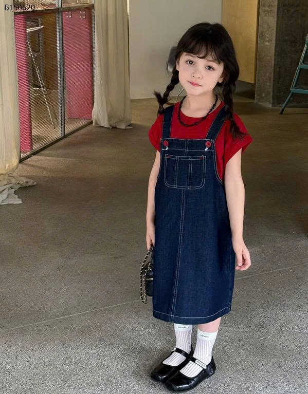  Set yếm jean mix áo thun bé gái xinh xẻo quá luôn các má ơi  - sỉ Yếm: 90-150: 153k / 160: 164k / 170: 175k Áo: 90-150: 91k / 160: 98k / 170: 105k