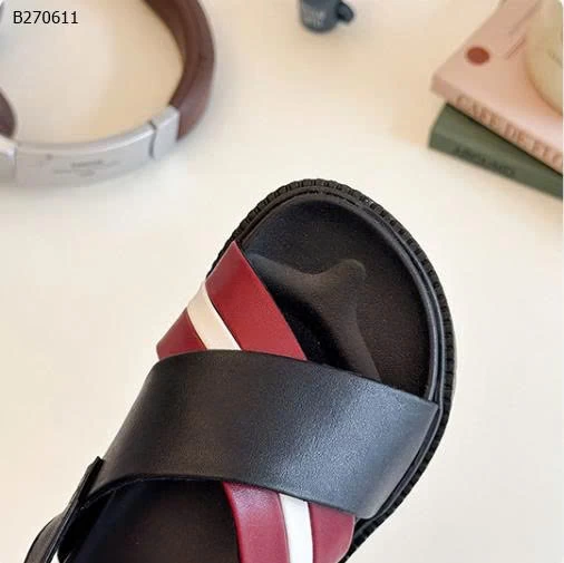 SANDAL QUAI CHÉO BT-Sỉ  sz 26-30: 138k  sz 31-35: 143k