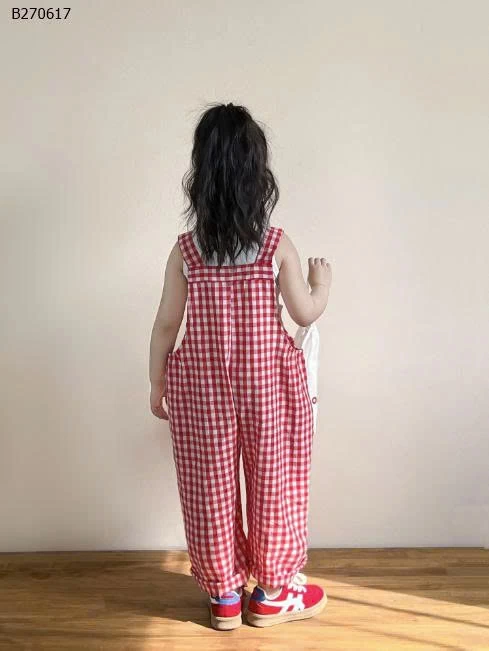 SET ÁO SÁT NÁCH MIX QUẦN YẾM KẺ CARO BG- sỉ  giá  áo: 110k  quần yếm: 182k 