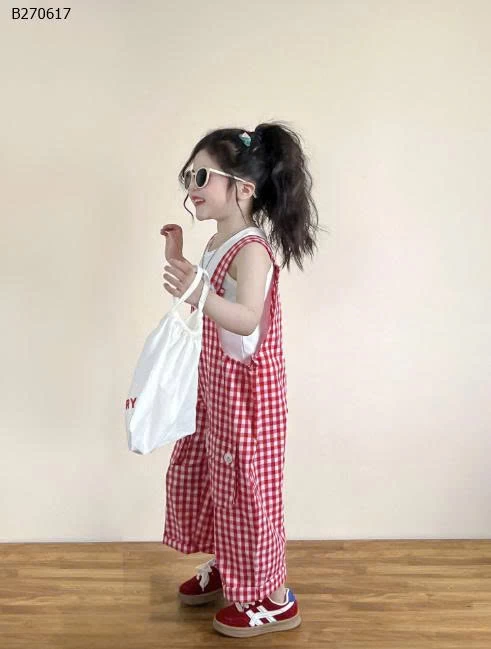 SET ÁO SÁT NÁCH MIX QUẦN YẾM KẺ CARO BG- sỉ  giá  áo: 110k  quần yếm: 182k 