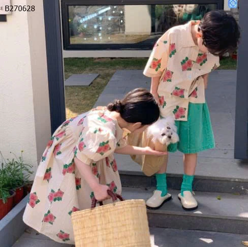 ÁO SƠ MI VÀ VÁY HOA CHO BÉ-Sỉ áo bé trai: 135k  váy bé gái : 177k 