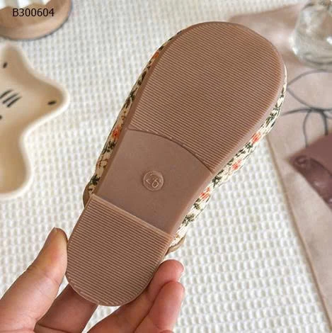 SANDAL NƠ HỌA TIẾT HOA LÁ BG-Sỉ giá 105k 