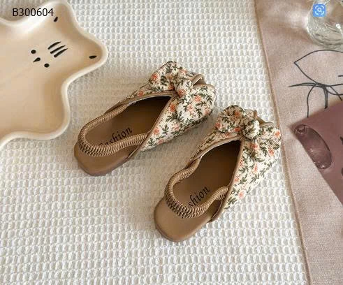 SANDAL NƠ HỌA TIẾT HOA LÁ BG-Sỉ giá 105k 