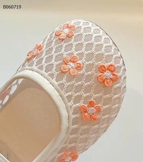 GIÀY LƯỚI HOA BG - Sỉ giá sz 23-28: 145k  sz 29-34: 155k
