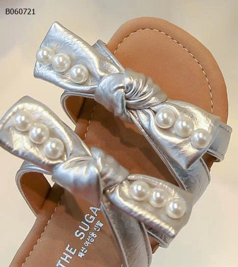 DÉP LÊ NƠ ĐÍNH HẠT CHO BÉ - Sỉ giá sz 23-28: 125k  sz 29-34: 135k 