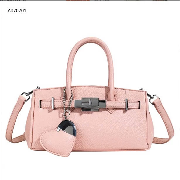 TÚI XÁCH THỜI TRANG TẶNG KÈM CHARM - sỉ 152k