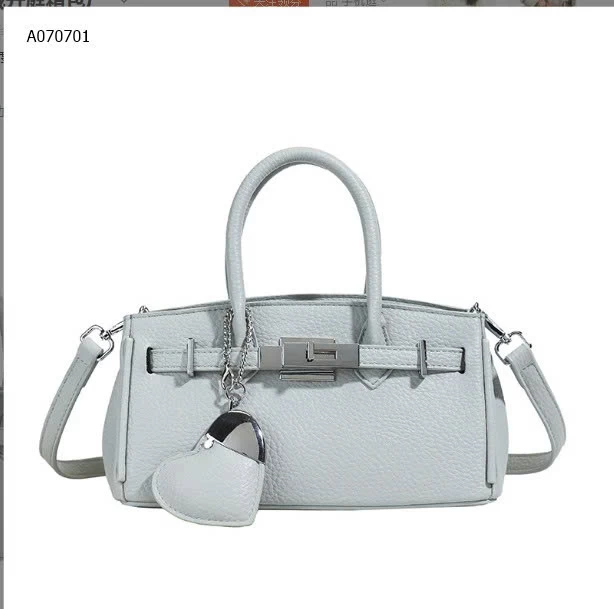 TÚI XÁCH THỜI TRANG TẶNG KÈM CHARM - sỉ 152k