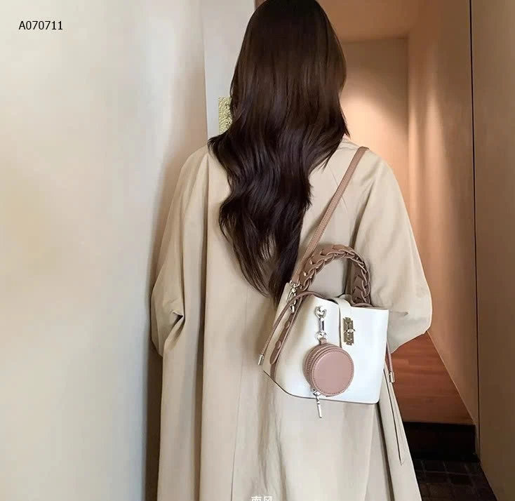 TÚI XÁCH THỜI TRANG CHIO2ND - sỉ 233k