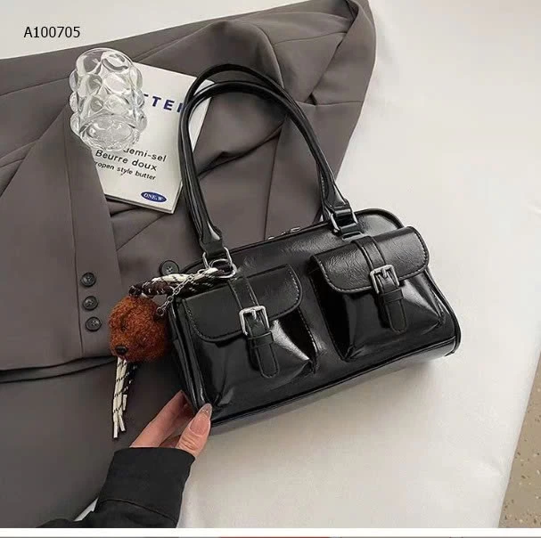 Túi Boston cổ điển kèm charm -Sỉ giá 178k