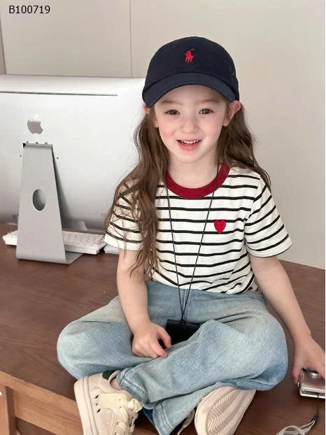 Áo thun thêu trái tim tình yêu nhà AMBB  -Sỉ giá Sz 90-150 giá 92k Sz 160 giá 102k. Sz 170 giá  110k