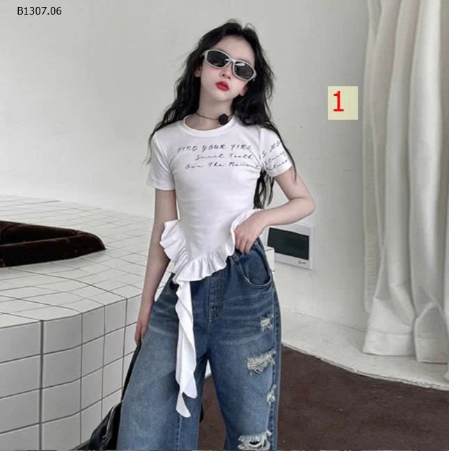 ÁO CỘC TAY VIỀN BÈO PHỐI QUẦN JEAN SUÔNG RÁCH-Sỉ giá Áo: 120k  Quần: 185k 