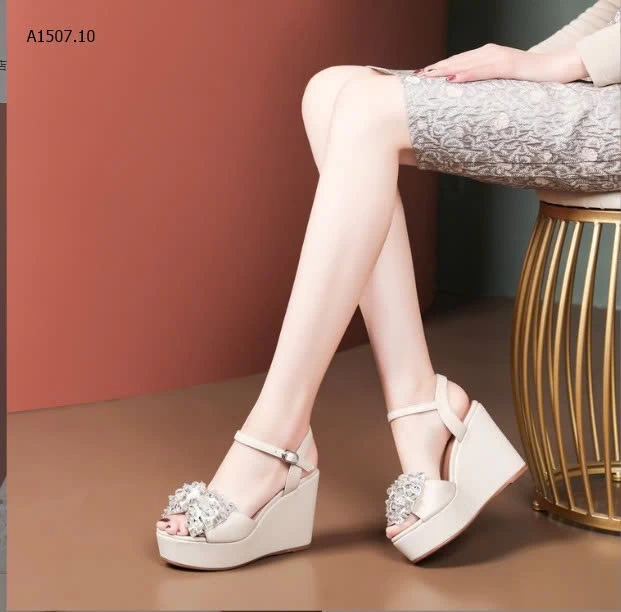 SANDAL XUỒNG CAO GÓT -sỉ 217k