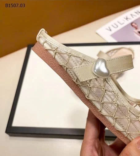 SỤC REN LƯỚI BÉ GÁI -Sỉ 147k