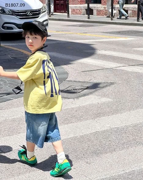 ÁO PHÔNG BÉ TRAI  AMBB -Sỉ giá  Sz 90-150: 99k Sz 160: 109k Sz 170: 116k