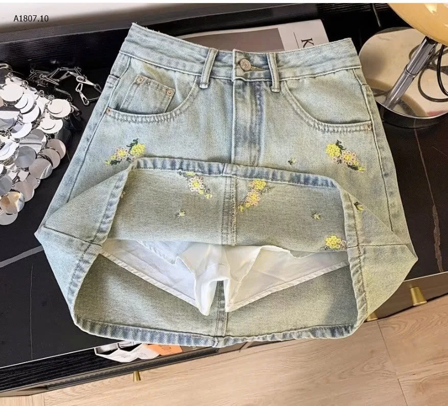 CHÂN VÁY DEMIN CHỮ A THÊU HOA  sỉ 170k