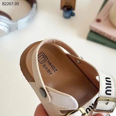 SANDAL QUAI DÁN CHỮ MIN -Sỉ giá  22-26: 146k         27-31: 154k 