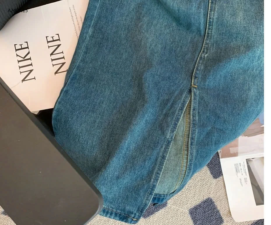 CHÂN VÁY DENIM XẺ TÀ NỮ- sỉ 135k