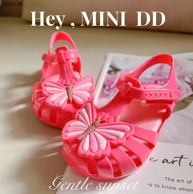 DÉP NHỰA CHO BÉ GÁI HÃNG MINI DD - sỉ 240k