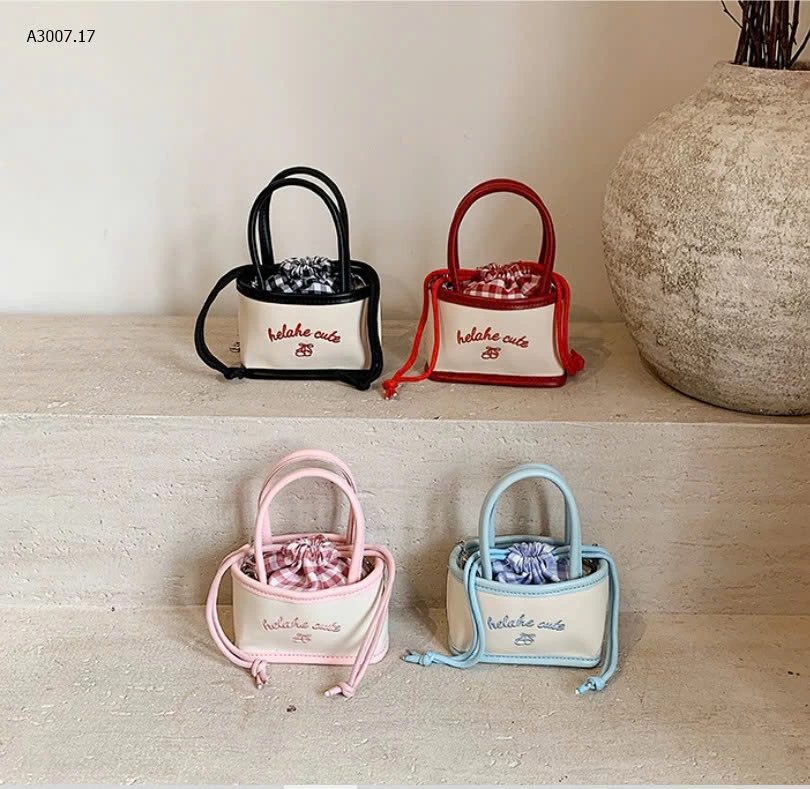 TÚI ĐEO VAI THÊU CHỮ - sỉ 129k