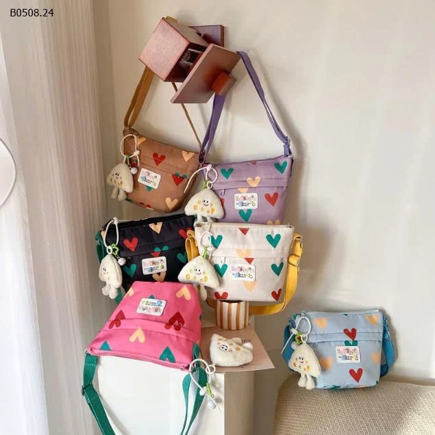 TÚI XÔ ĐEO CHÉO HỌA TIẾT  - sỉ 110k