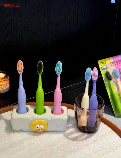 HỘP 5C BÀN CHẢI LÔNG MỀM nhà chocoikes-Sỉ giá 38k