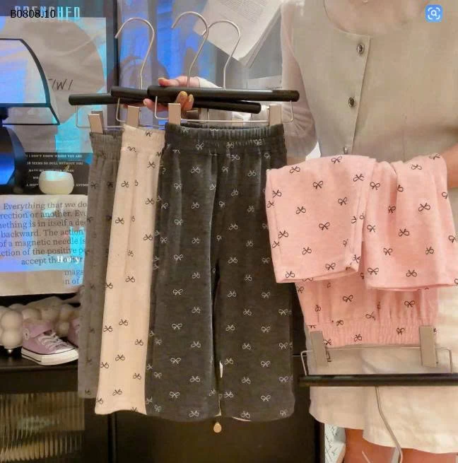 QUẦN ỐNG RỘNG PHỐI NƠ CHO BÉ GÁI-Sỉ giá Sz 80-120 :59k Sz 130-160 :68k