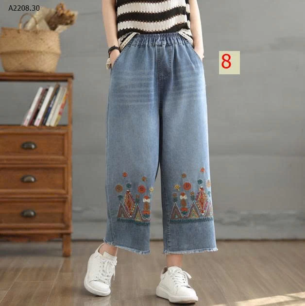 Quần jeans thêu cạp chun ống thẳng - sỉ 275k