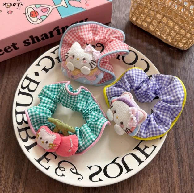 DÂY BUỘC TÓC CARO GẮN BÚP BÊ-Giá sỉ 30k