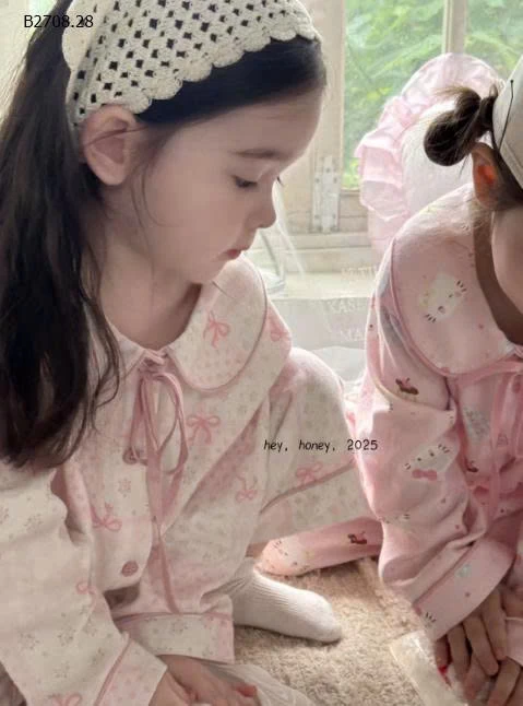Bộ đồ ngủ cotton dài tay chữ A nhà Hey honey BG-Giá sỉ sz 90: 168k  sz 100-110: 194k  sz 120-130: 209k  sz 140-150: 235k  sz 160-170: 288k 
