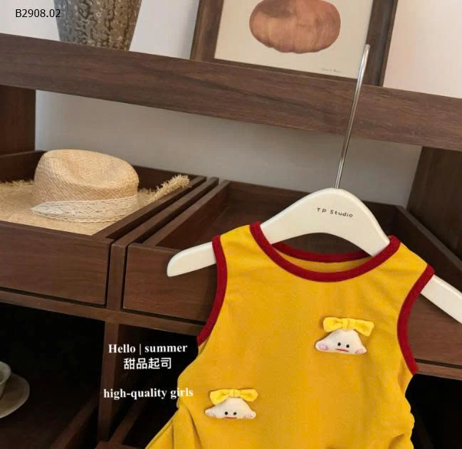 VÁY SÁT NÁCH VIỀN ĐỎ-Giá sỉ 158k