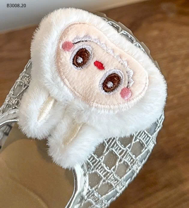 GIÀY LƯỚI LABUBU BÉ GÁI-Giá sỉ sz 23-28: 125k  sz 29-34: 137k 