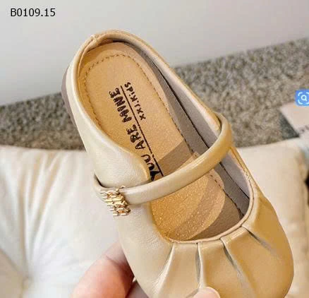 Giày xinh quá -Giá sỉ  giá sz 21-25: 113k  sz 26-30: 123k  sz 31-34: 132k 