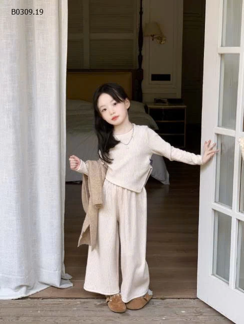 SET BÉ GÁI CUTE -Giá sỉ 220k