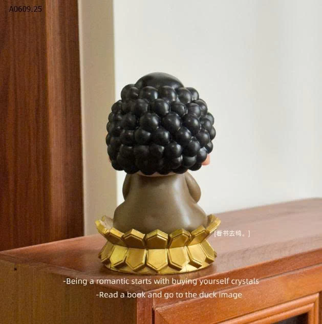 Đồ Trang Trí Xe Hơi  hình Jigong Bút Chì Phật Shin-chan- sỉ 110k/set  4 mẫu mix