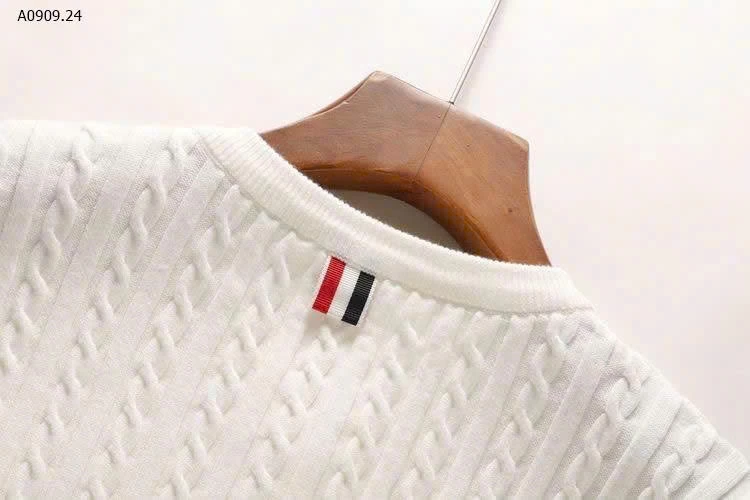 ÁO LEN VẶN THỪNG THÊU HÌNH CÚN NỮ -Sỉ giá 99k