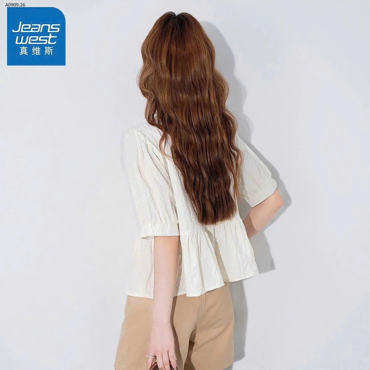 ÁO SƠ MI CỔ V TAY BỒNG JEANSWEST NỮ Sỉ giá 308k