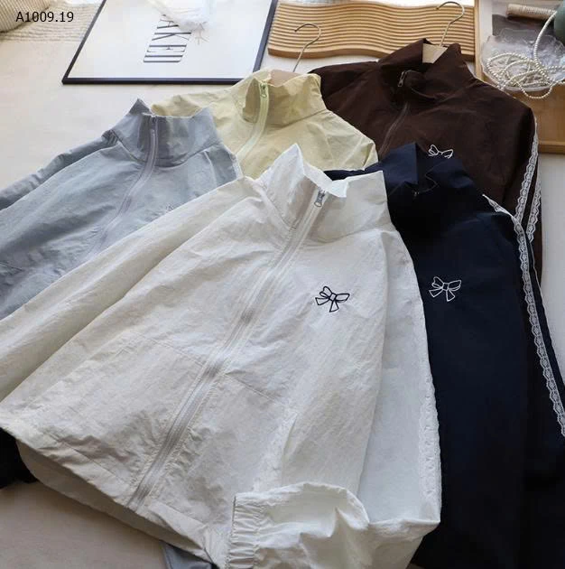 BST ÁO KHOÁC GIÓ NỮ- sỉ 200k