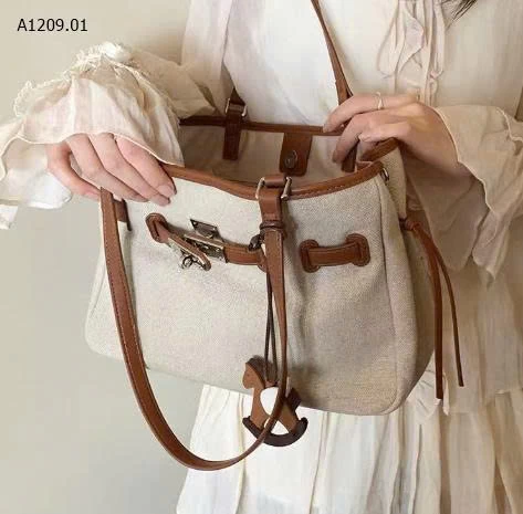 túi vải siêu đẹp , kèm charm ngựa  - sỉ 235k