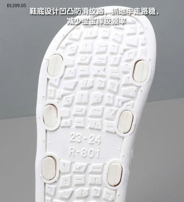 SANDAL BÉ -  Giá sỉ 60k