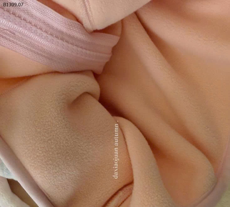 Áo khoác cổ đứng khóa kéo họa tiết hoạt hình - sỉ giá  size 90-130 giá 172k size 140-150 giá 195k