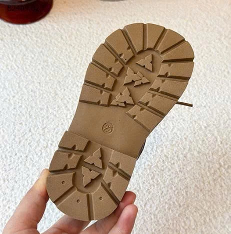 GIÀY DA LỘN DÂY BUỘC CHO BÉ -Giá sỉ  sz 23-30: 138k  Sz 31-35: 146k 