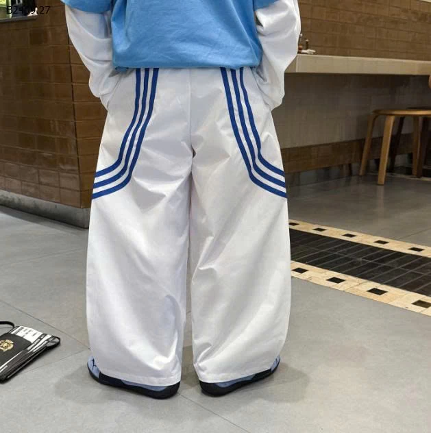 QUẦN GIÓ 3 SỌC BÉ TRAI-Giá sỉ 157k